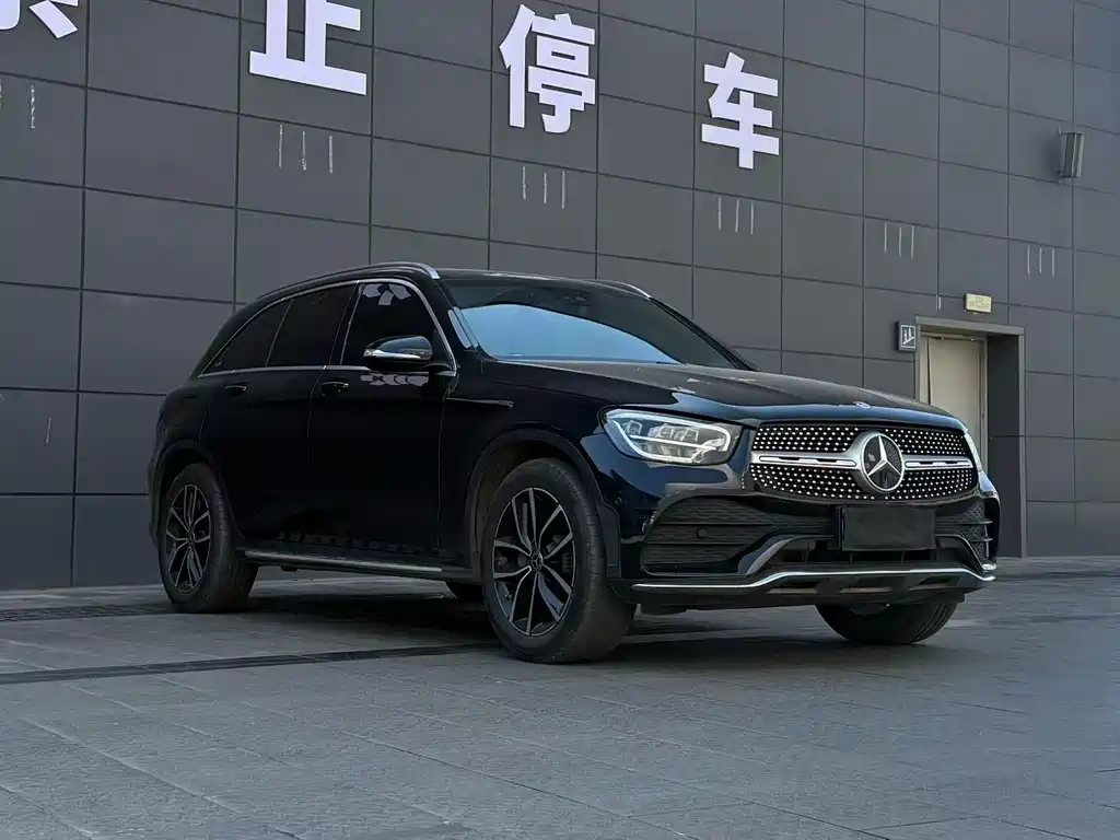 Mercedes-Benz Mercedes-Benz GLC 2021 GLC 300 L 4MATIC Sport Edition 2020 - thumbnail 3