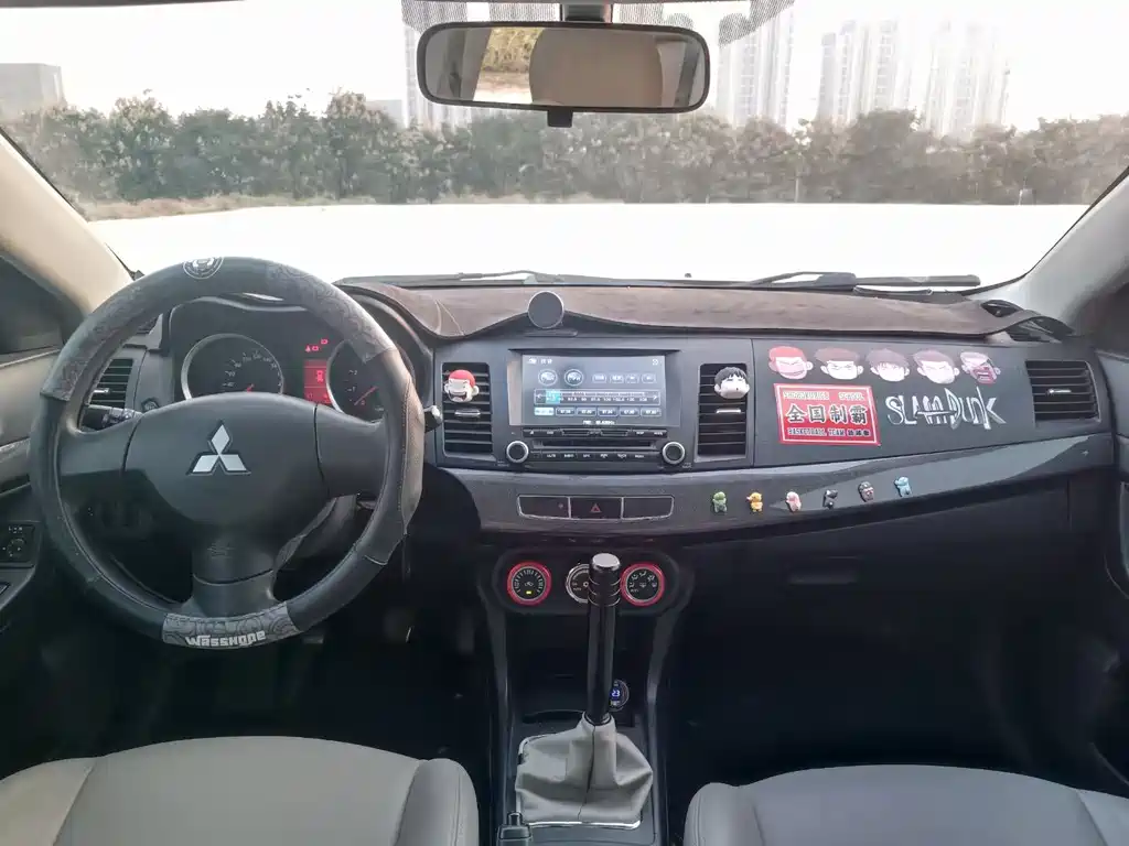 Mitsubishi Mitsubishi Lancer 2012 1.8L Manual Charm Edition 2013 - thumbnail 4