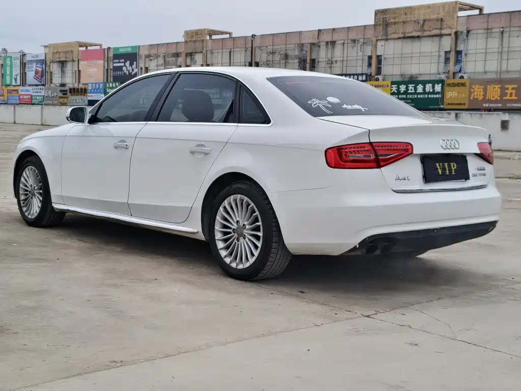 Audi Audi A4L 2016 35 TFSI Automatic Standard Model 2015 - thumbnail 11