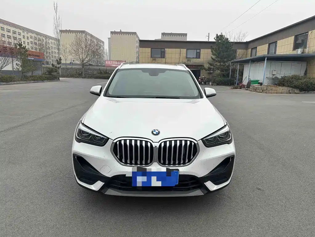 BMW BMW X1 2021 sDrive20Li Fashion Edition 2021 - thumbnail 2
