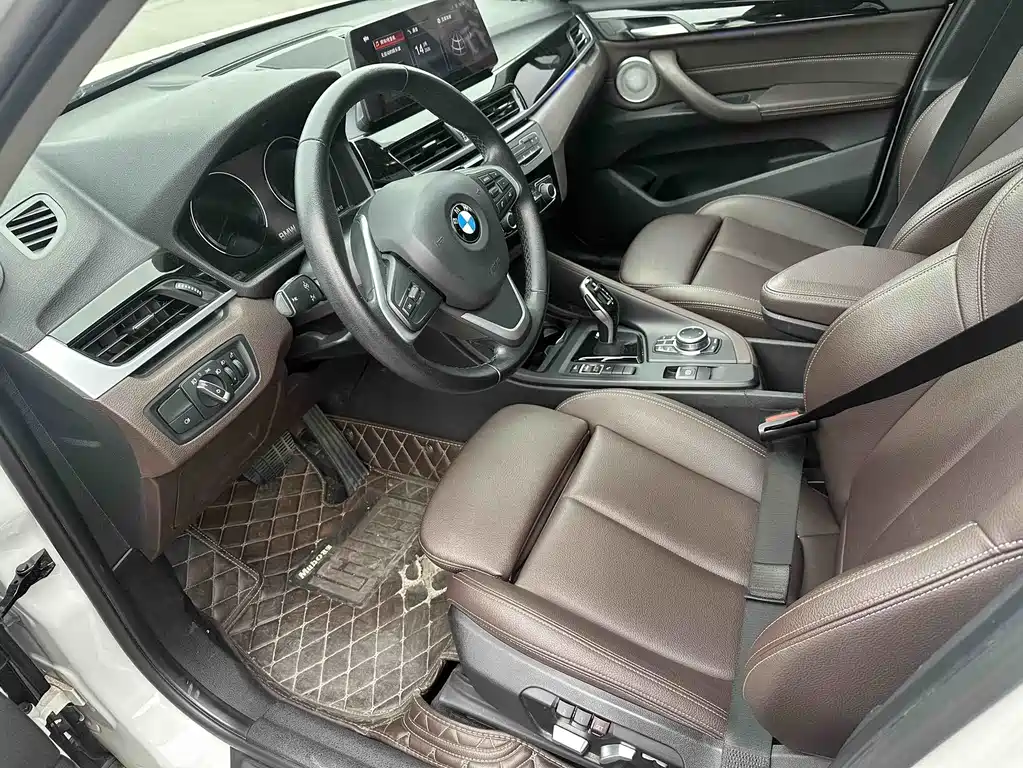 BMW BMW X1 2021 sDrive20Li Fashion Edition 2021 - thumbnail 4