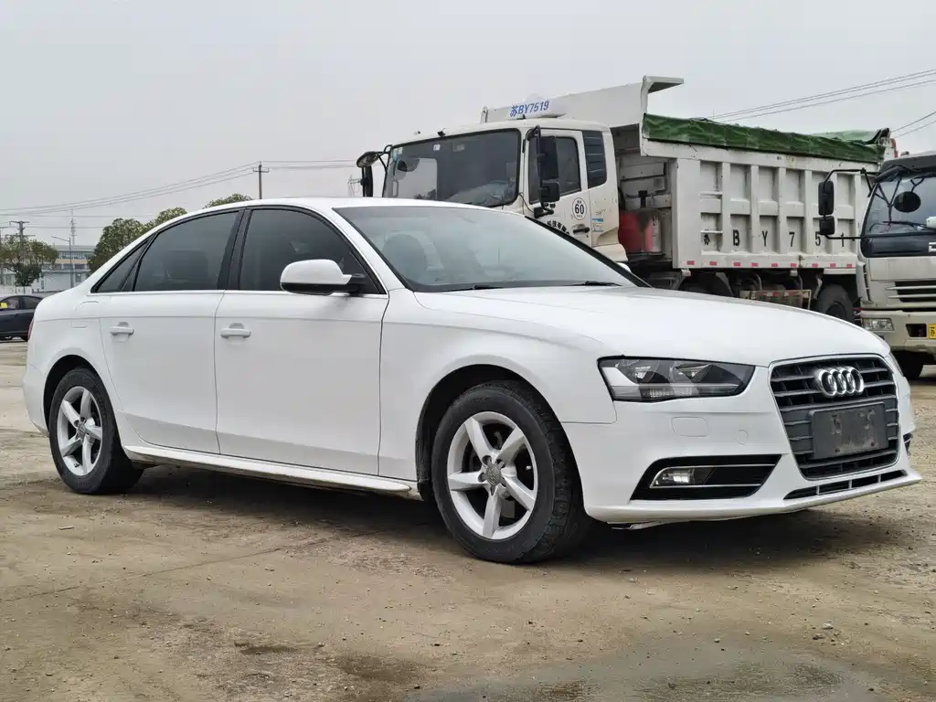 Audi Audi A4L 2015 30 TFSI Automatic Comfort Edition 2014 - thumbnail 3