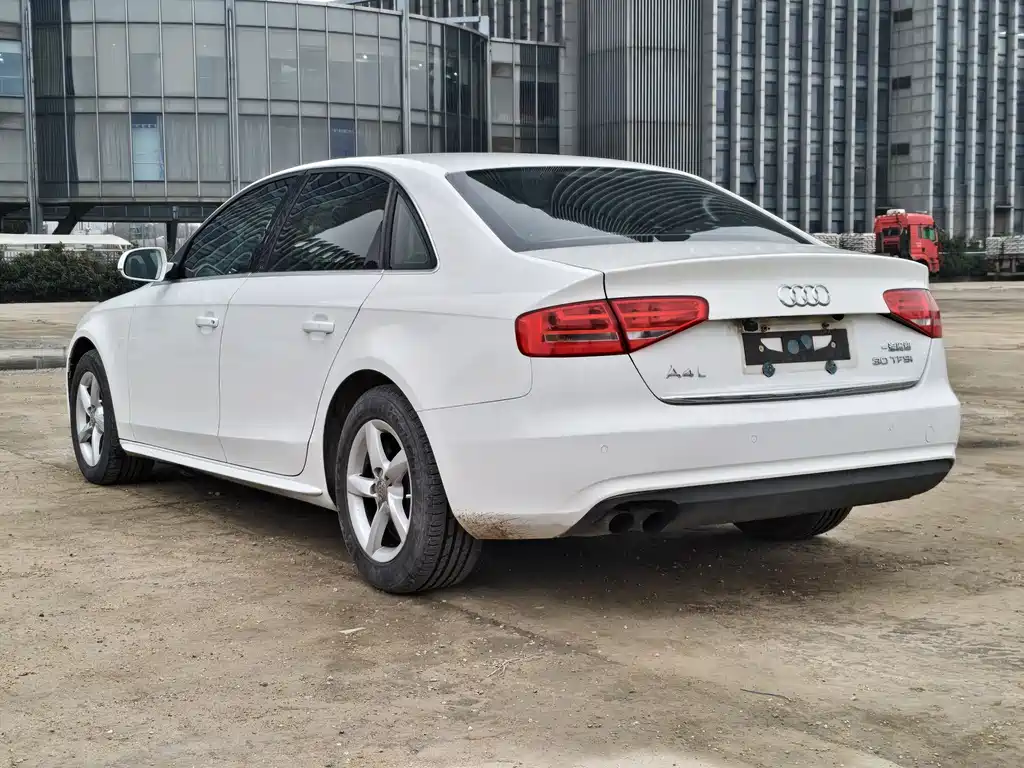 Audi Audi A4L 2015 30 TFSI Automatic Comfort Edition 2014 - thumbnail 14