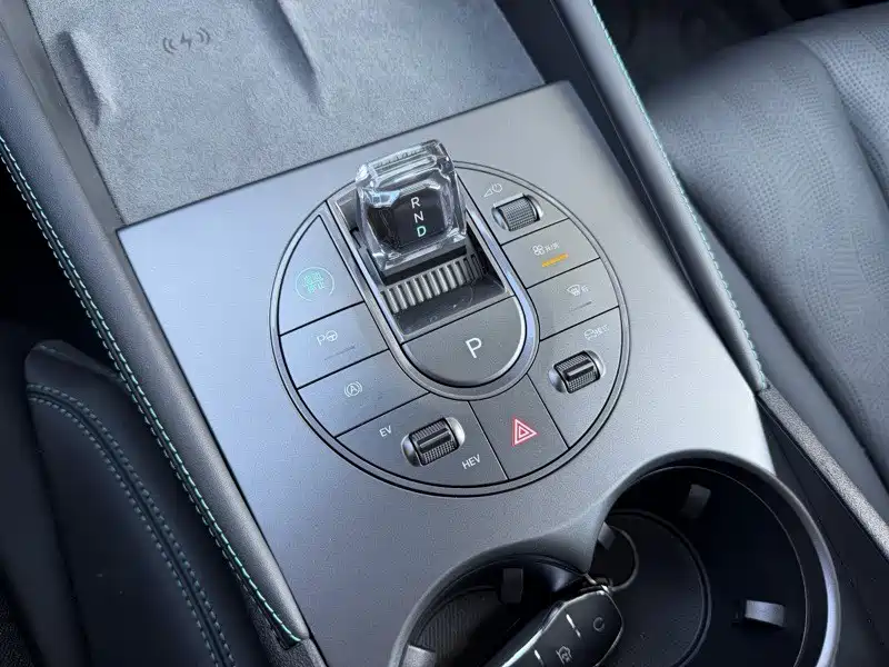 BYD BYD Seal 06 2025 DM-i Intelligent Driving Edition 120KM Premium Model 2025 - thumbnail 3
