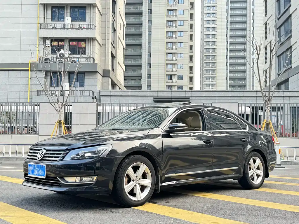 Volkswagen Volkswagen Passat 2013 1.8TSI DSG Comfortline 2013 - thumbnail 2
