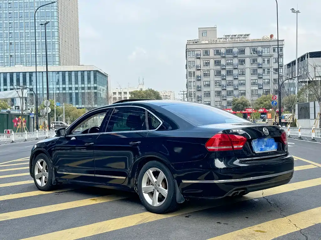 Volkswagen Volkswagen Passat 2013 1.8TSI DSG Comfortline 2013 - thumbnail 5