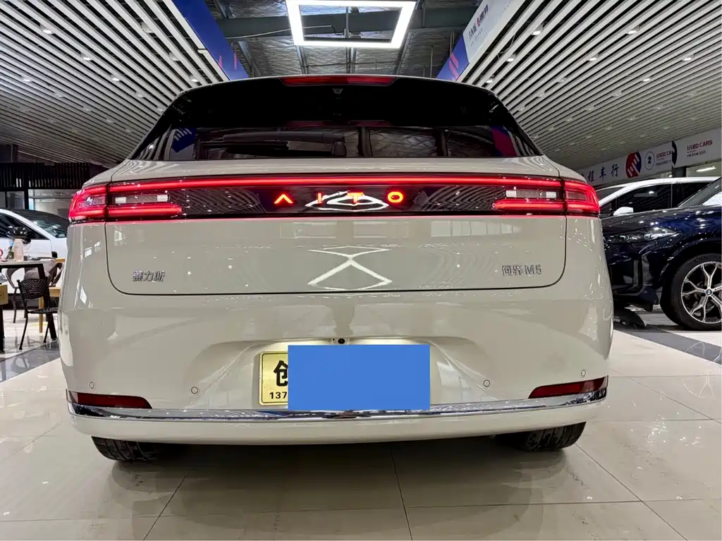 AITO M5 Aito M5 2025 Extended Range Ultra AWD Version 2025 - thumbnail 4