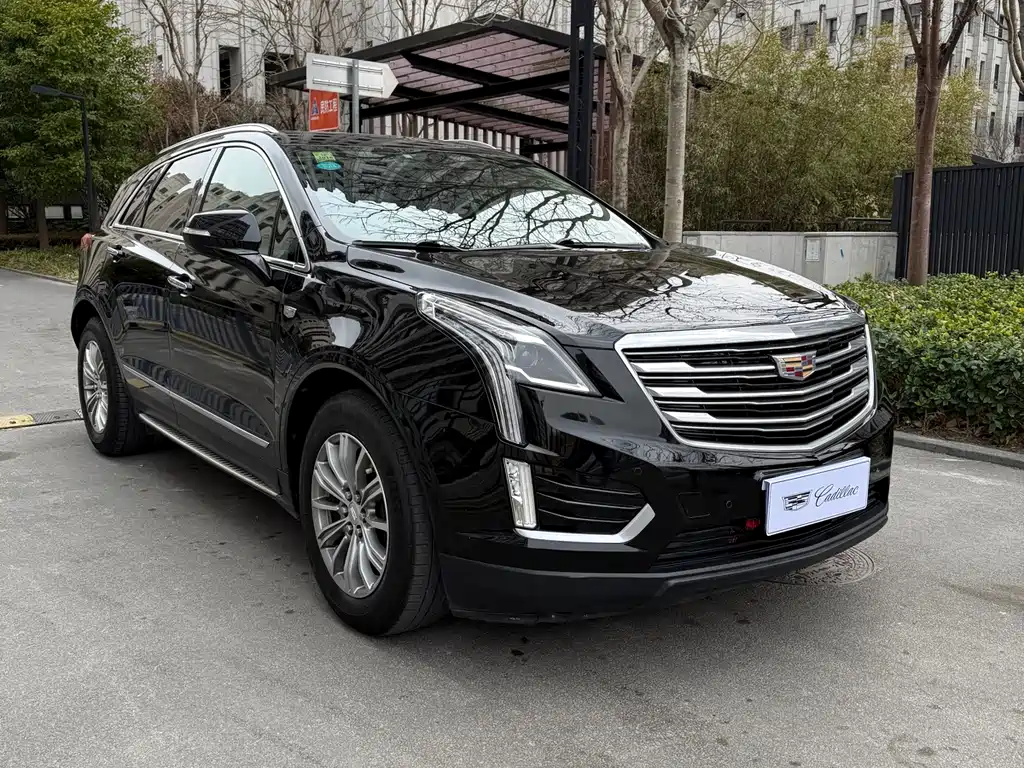 Cadillac Cadillac XT5 2018 25T Technology Edition 2018 - thumbnail 2