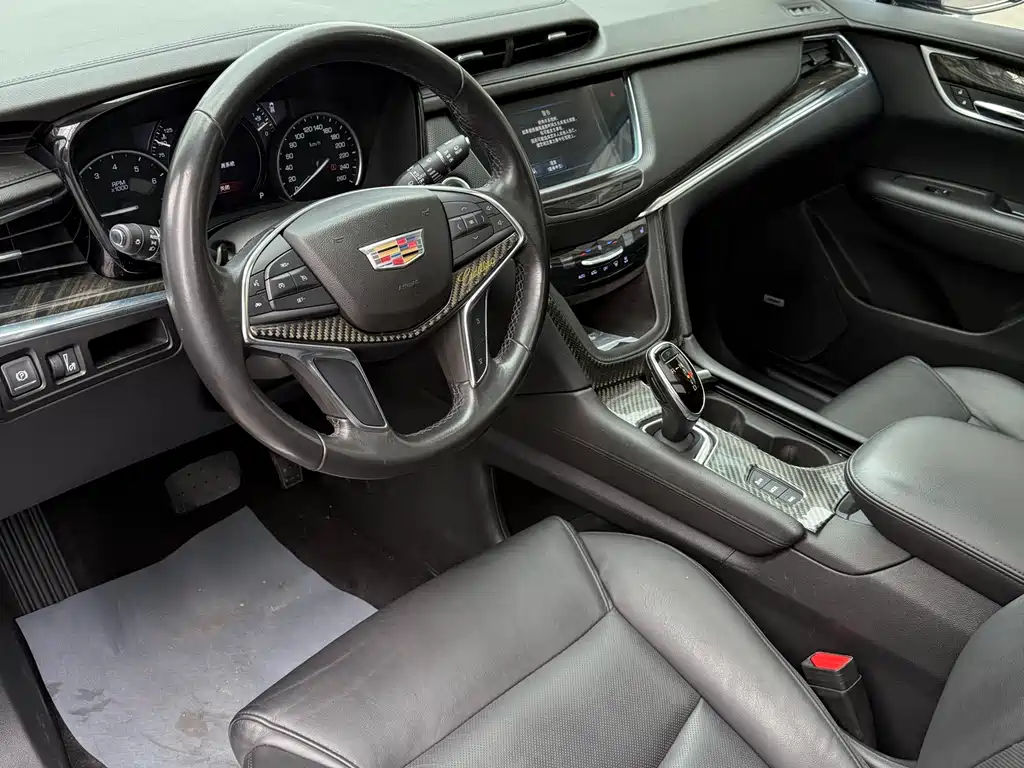 Cadillac Cadillac XT5 2018 25T Technology Edition 2018 - thumbnail 6