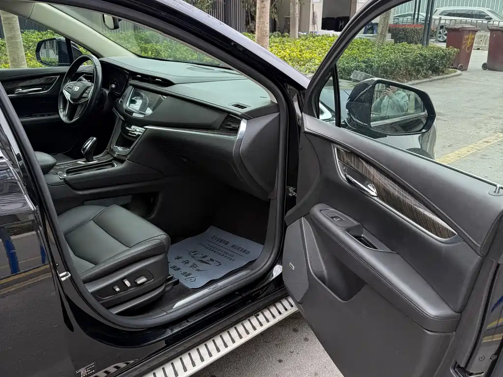 Cadillac Cadillac XT5 2018 25T Technology Edition 2018 - thumbnail 15