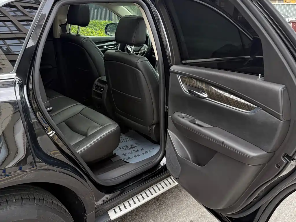 Cadillac Cadillac XT5 2018 25T Technology Edition 2018 - thumbnail 17