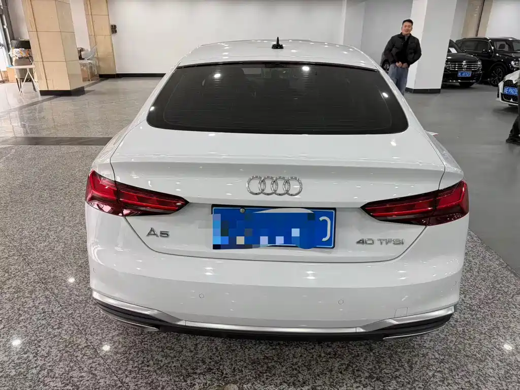 Audi Audi A5 Import 2022 Sportback 40 TFSI Fashion Dynamic Model 2022 - thumbnail 16