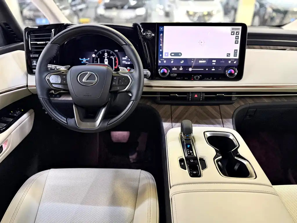 Lexus Lexus LM 350h Six-Seat Executive Edition 2026 - thumbnail 9