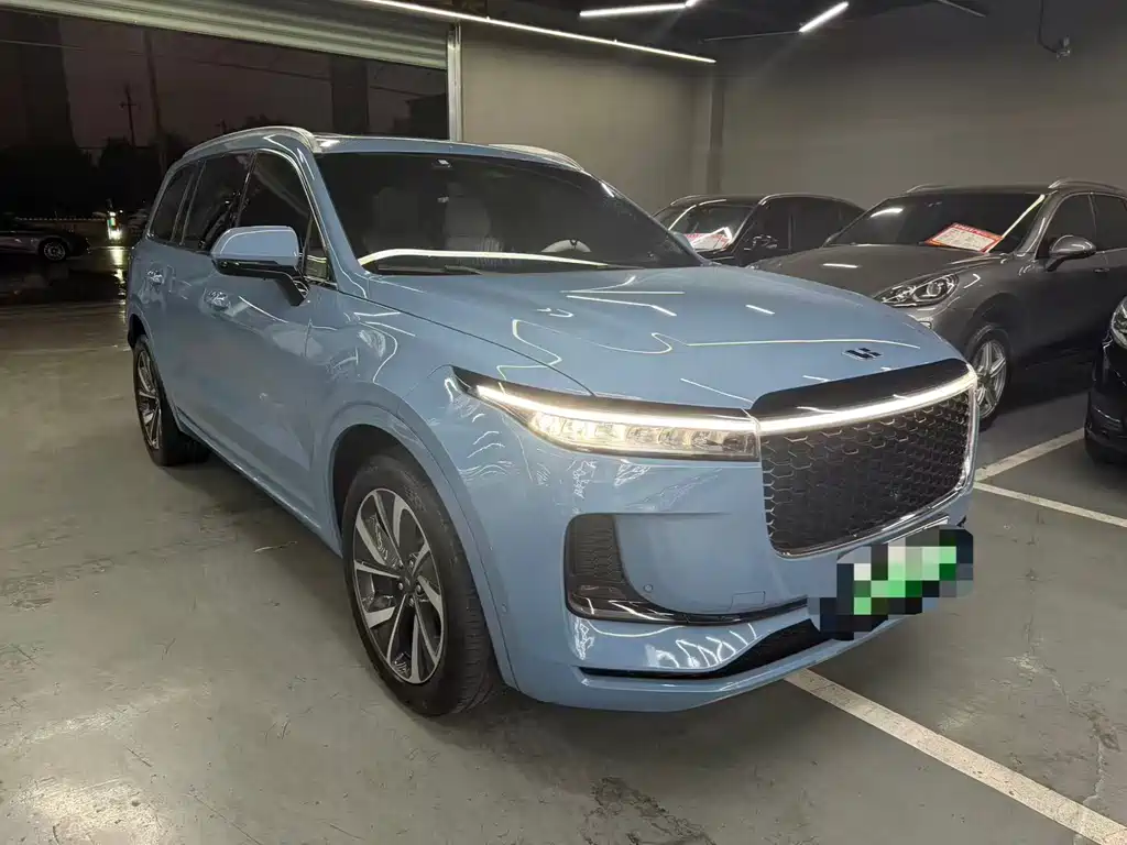 Li Auto Li ONE 2021 Extended Range 6-Seat Version 2021 - thumbnail 3