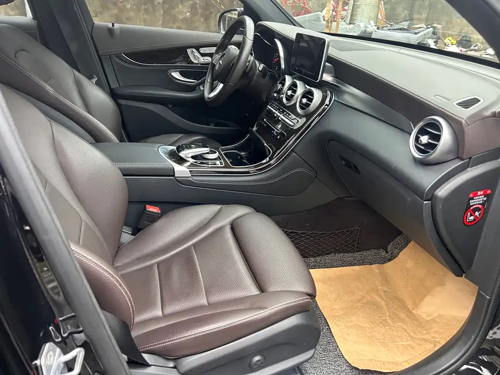 Mercedes-Benz Mercedes-Benz GLC 2019 GLC 260 4MATIC Dynamic Model 2018 - thumbnail 11