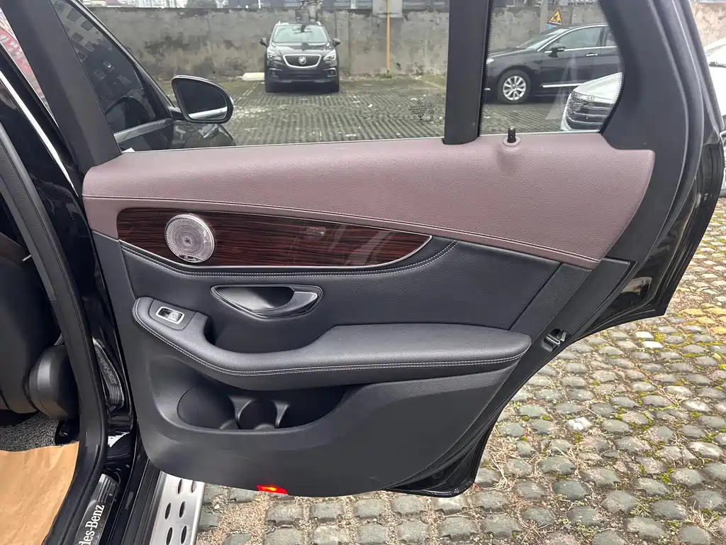 Mercedes-Benz Mercedes-Benz GLC 2019 GLC 260 4MATIC Dynamic Model 2018 - thumbnail 13