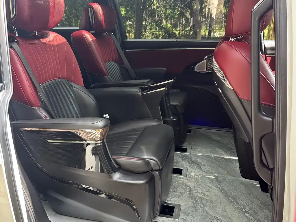 GAC Trumpchi GAC Trumpchi M8 2024 Master Series Hybrid Imperial Edition 2023 - thumbnail 9