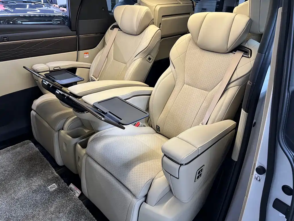 Toyota Alphard 2024 Model Hybrid 2.5L Premium Edition 2024 - thumbnail 11
