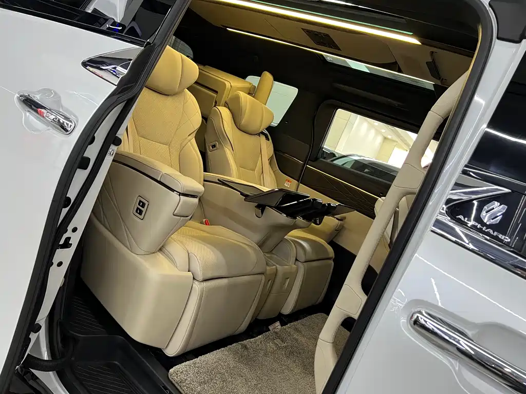 Toyota Alphard 2024 Model Hybrid 2.5L Premium Edition 2024 - thumbnail 12
