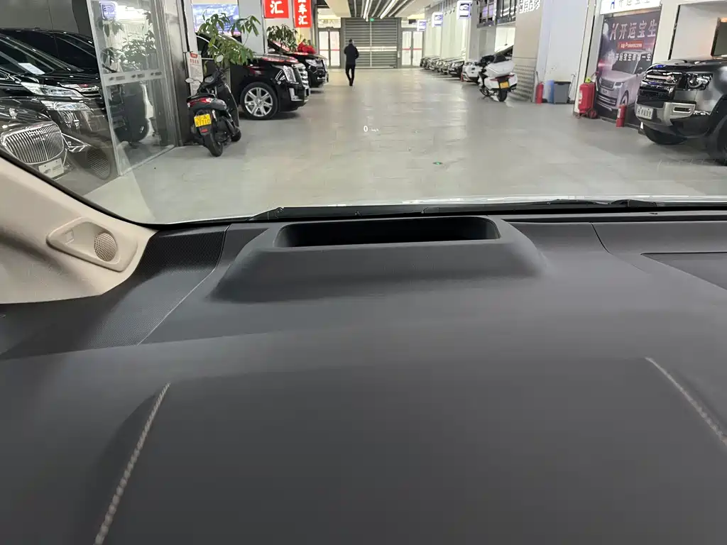Toyota Alphard 2024 Model Hybrid 2.5L Premium Edition 2024 - thumbnail 24