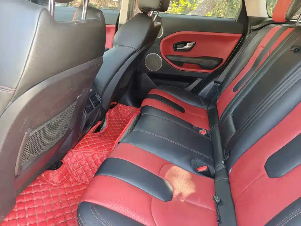 Land Rover Range Rover Evoque 2015 2.0T Dynamic 5-door 2015 - thumbnail 5