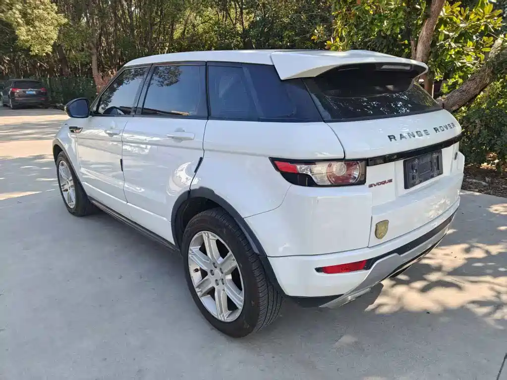 Land Rover Range Rover Evoque 2015 2.0T Dynamic 5-door 2015 - thumbnail 7
