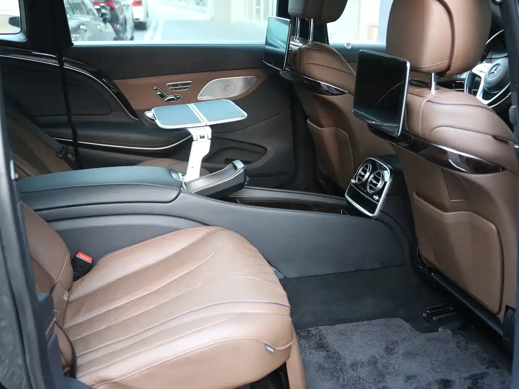 Mercedes-Benz Maybach S-Class 2019 S 560 4MATIC 2019 - thumbnail 6