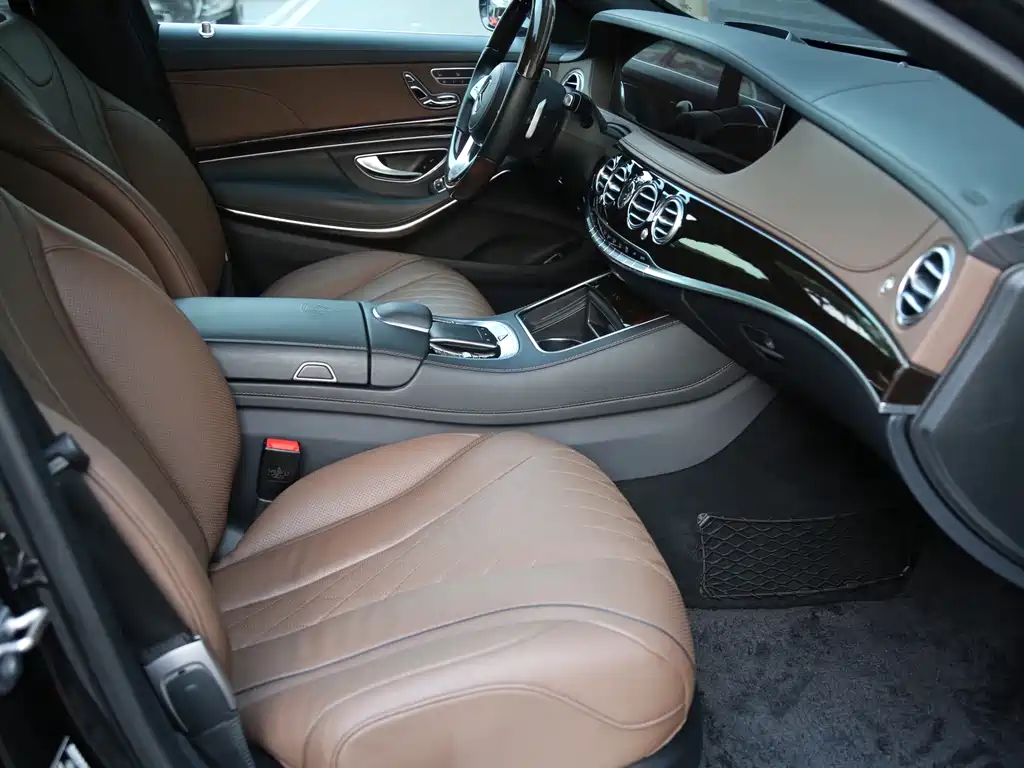 Mercedes-Benz Maybach S-Class 2019 S 560 4MATIC 2019 - thumbnail 13