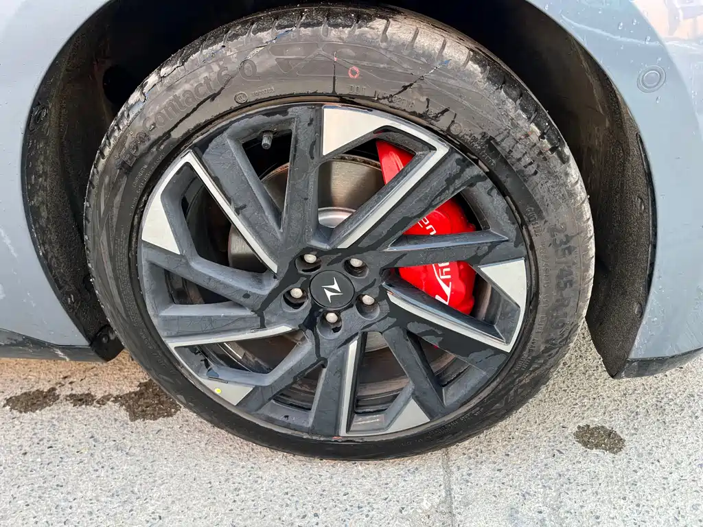 Dongfeng Yipai eπ007 2024 Pure Electric 540 AWD Max Edition 2024 - thumbnail 4