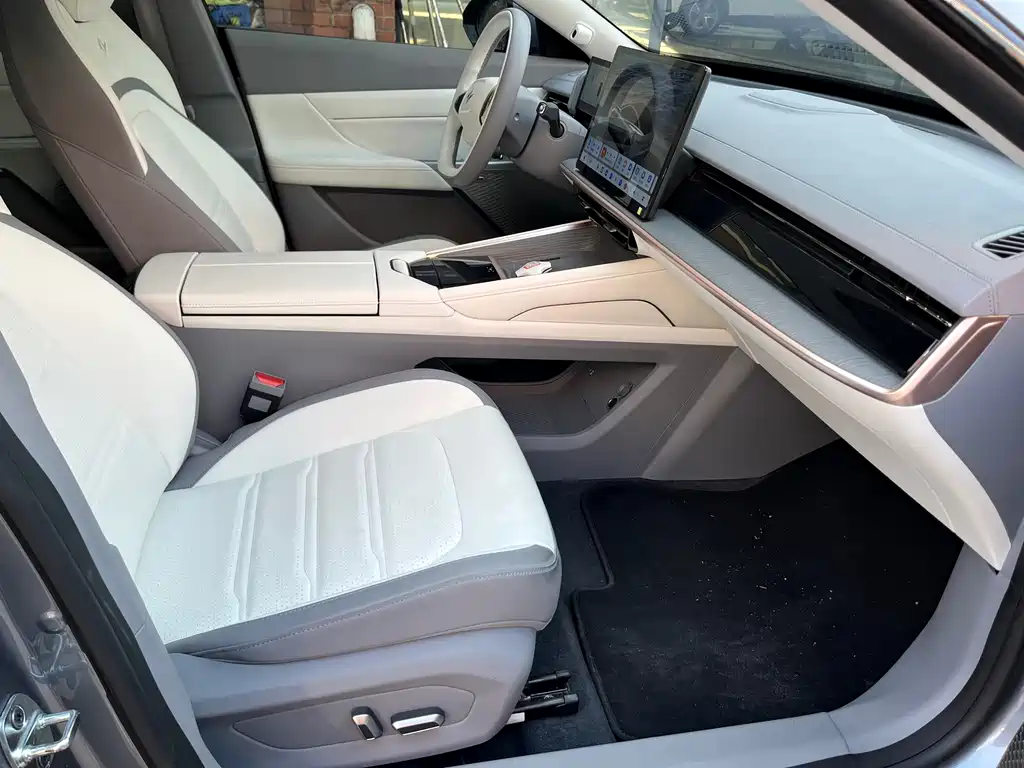 Dongfeng Yipai eπ007 2024 Pure Electric 540 AWD Max Edition 2024 - thumbnail 6