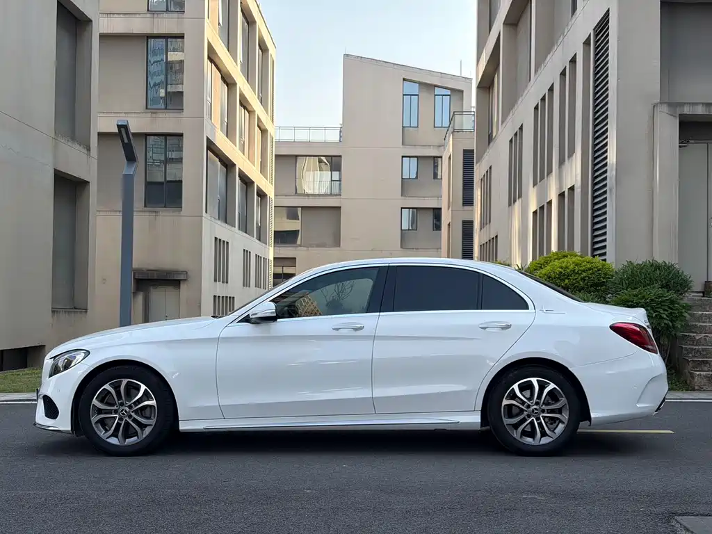 Mercedes-Benz Mercedes-Benz C-Class 2018 C 180 L Fashion Sport Edition 2018 - thumbnail 9