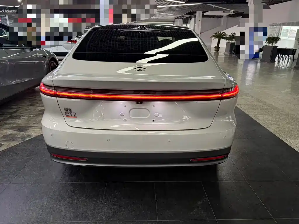 NIO NIO ET7 2023 75kWh 2022 - thumbnail 5