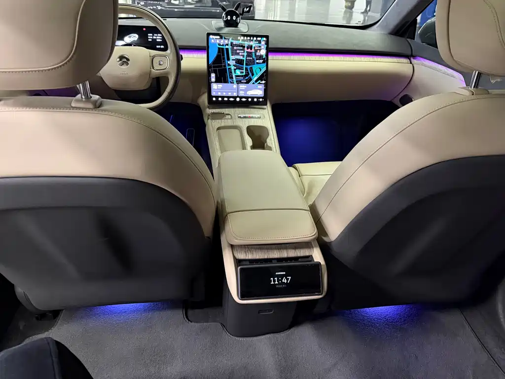 NIO NIO ET7 2023 75kWh 2022 - thumbnail 13