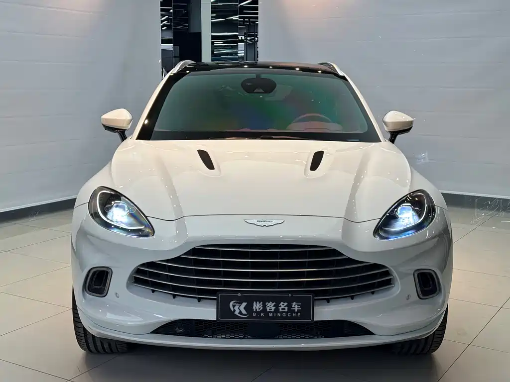 Aston Martin Aston Martin DBX 2022 3.0T Straight-Six 2022 - thumbnail 2