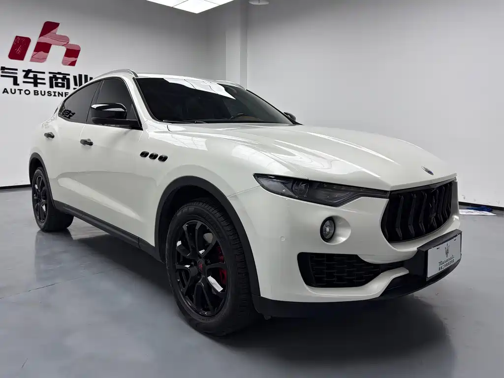 Maserati Maserati Levante 2016 3.0T Standard 2016 - thumbnail 3