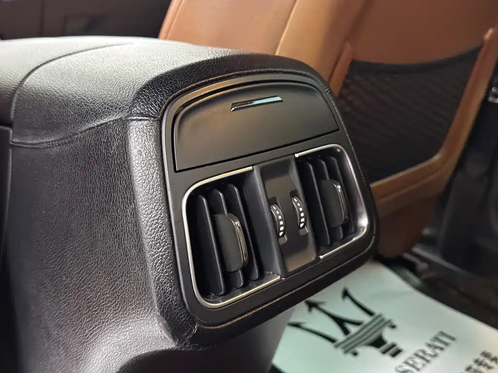 Maserati Maserati Levante 2016 3.0T Standard 2016 - thumbnail 29