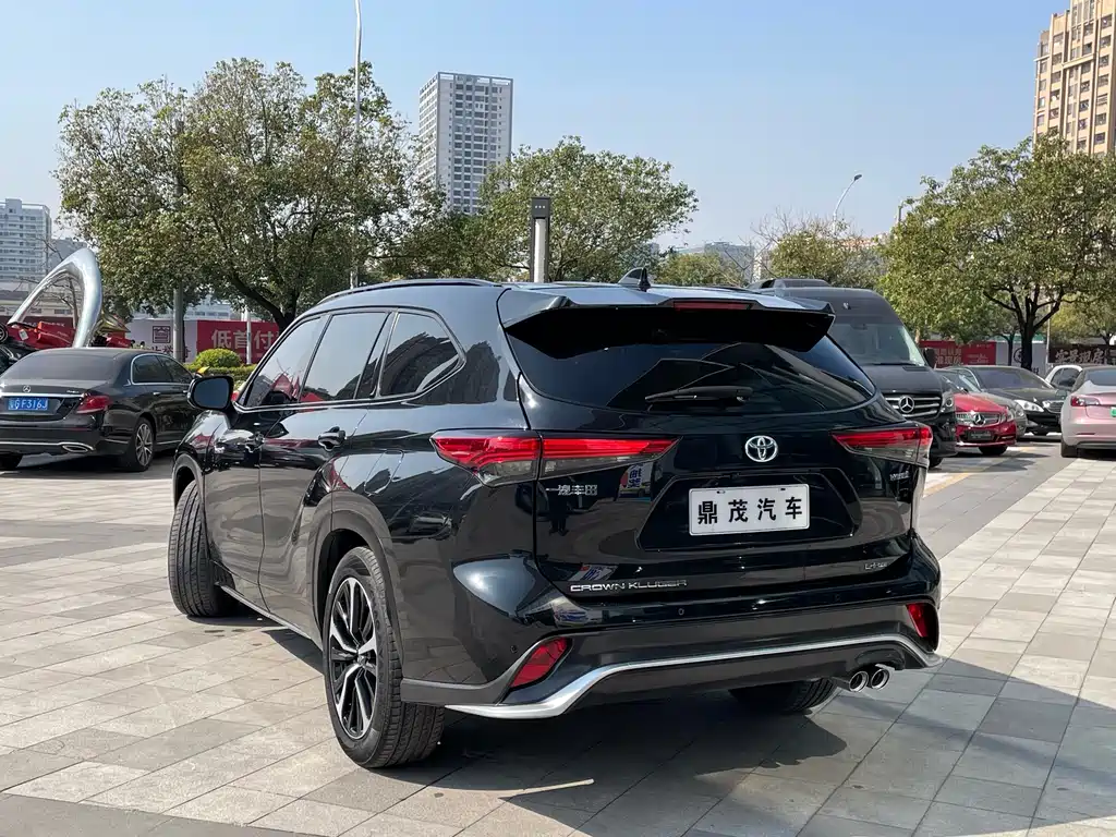 Toyota Toyota Crown Kluger 2021 2.5L HEV AWD Premium Edition 2021 - thumbnail 5