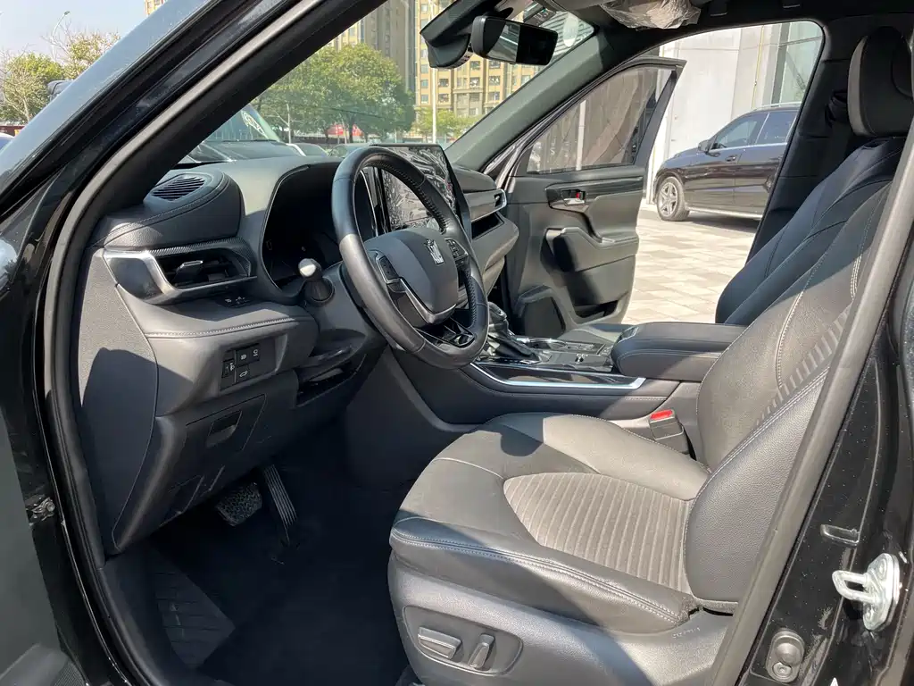 Toyota Toyota Crown Kluger 2021 2.5L HEV AWD Premium Edition 2021 - thumbnail 10