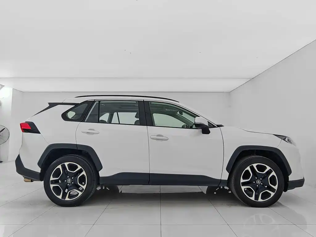 Toyota RAV4 2020 2.0L CVT AWD Premium Edition 2021 - thumbnail 8