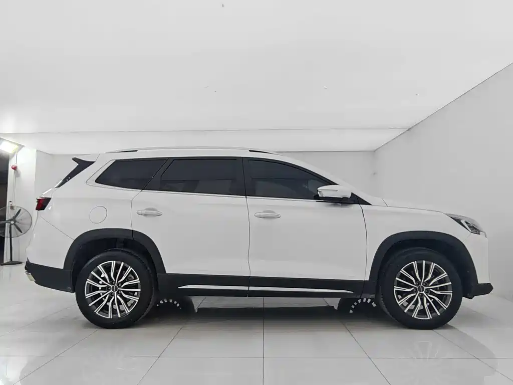 Jetour Jetour X90 Plus 2023 1.6TD DCT Villa 5-seater 2023 - thumbnail 10