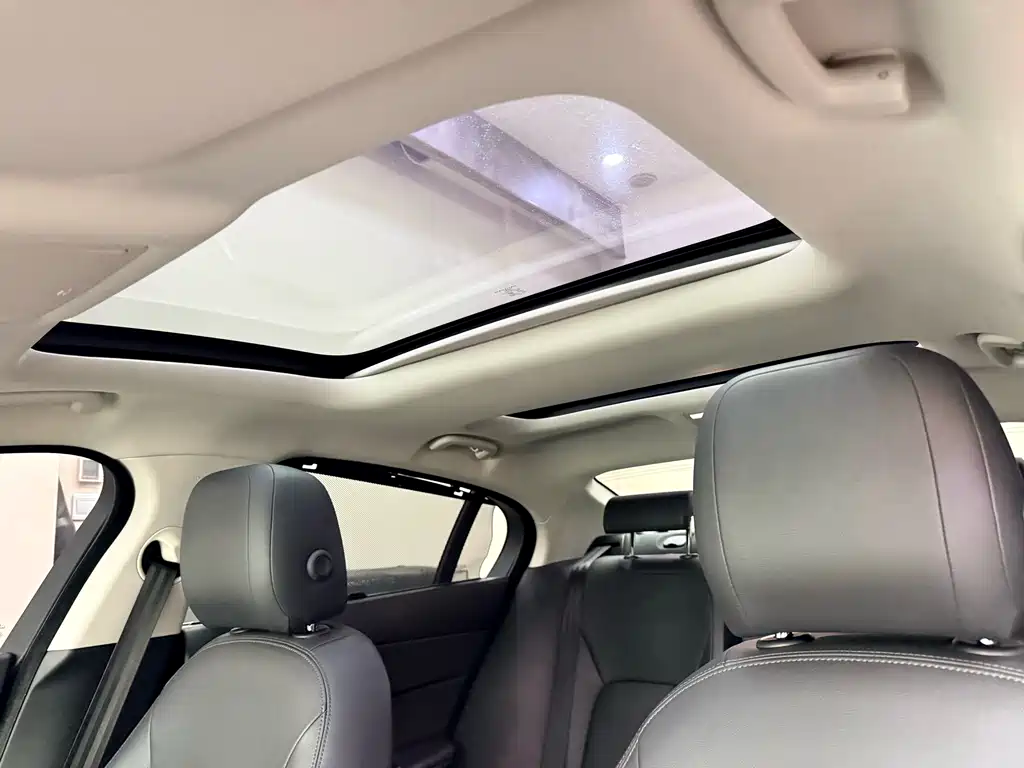 Jaguar Jaguar XEL 2019 2.0T 200PS Prestige Edition 2019 - thumbnail 12