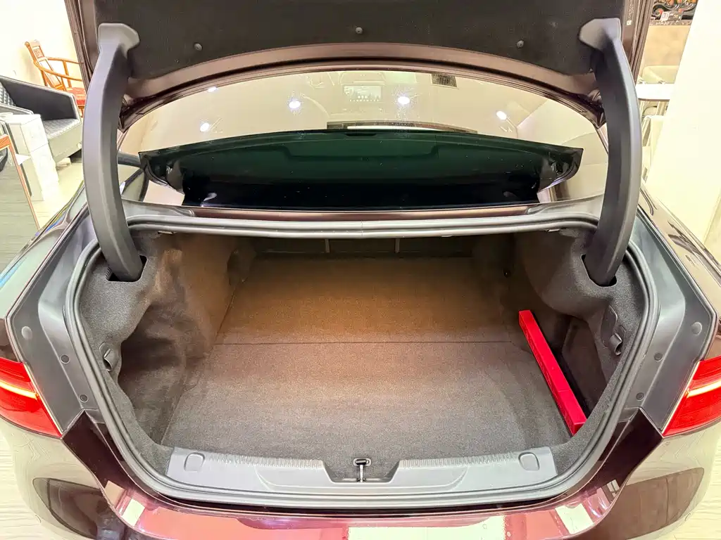 Jaguar Jaguar XEL 2019 2.0T 200PS Prestige Edition 2019 - thumbnail 19