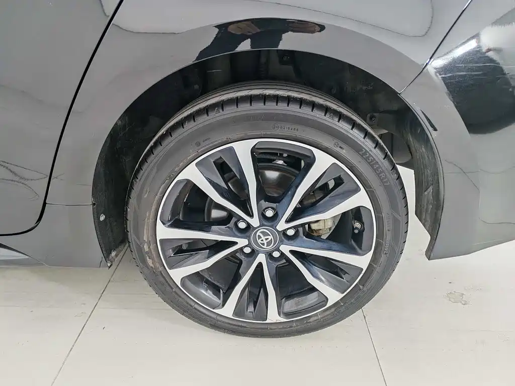 Toyota Toyota Corolla Hybrid 2021 1.8H E-CVT Luxury Edition 2023 - thumbnail 17
