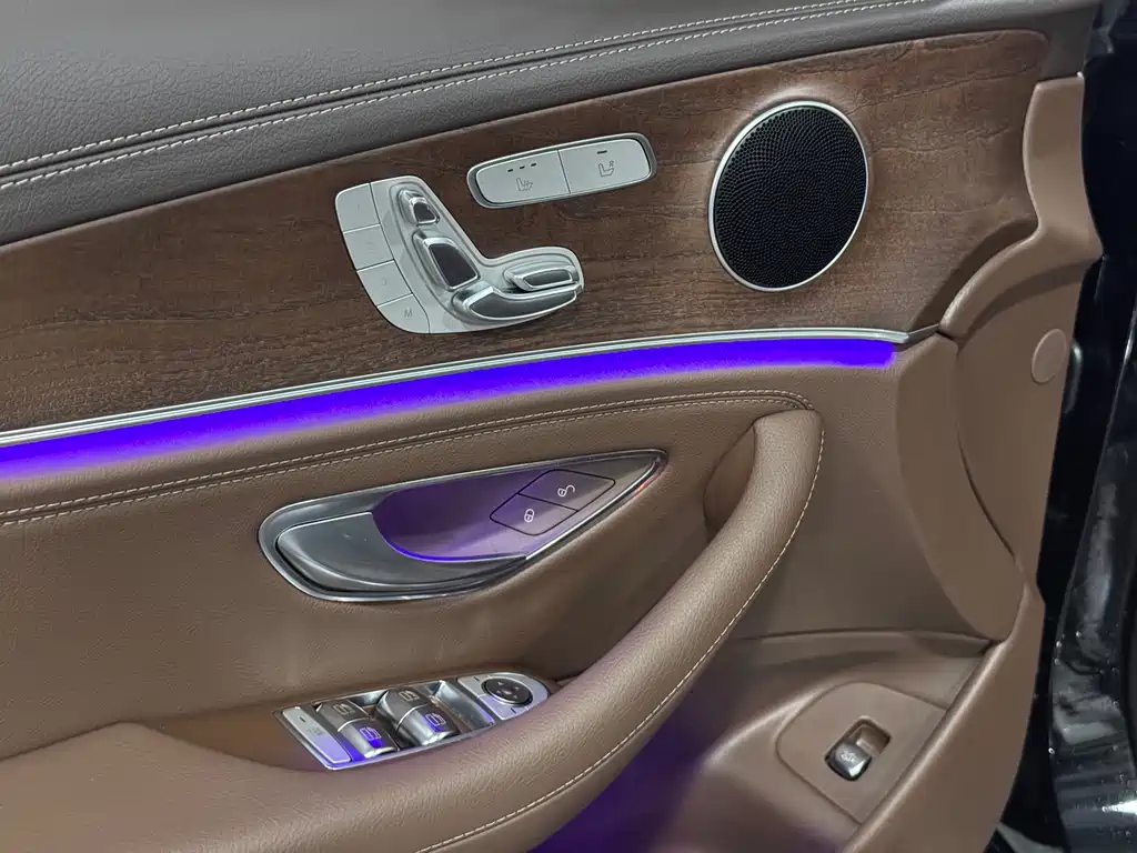 Mercedes-Benz Mercedes-Benz E-Class 2020 E 300 L Fashion Edition 2020 - thumbnail 9