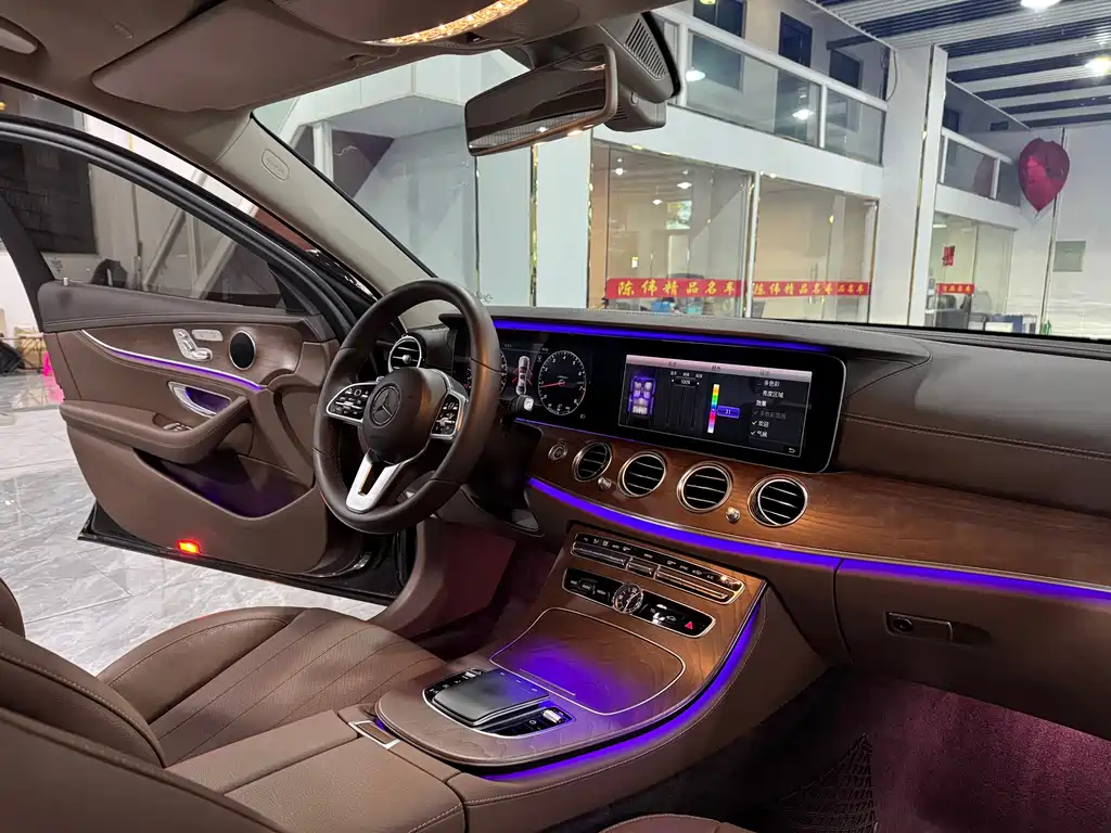 Mercedes-Benz Mercedes-Benz E-Class 2020 E 300 L Fashion Edition 2020 - thumbnail 12