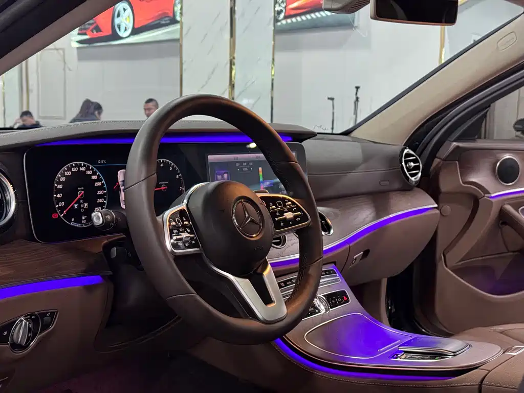 Mercedes-Benz Mercedes-Benz E-Class 2020 E 300 L Fashion Edition 2020 - thumbnail 14