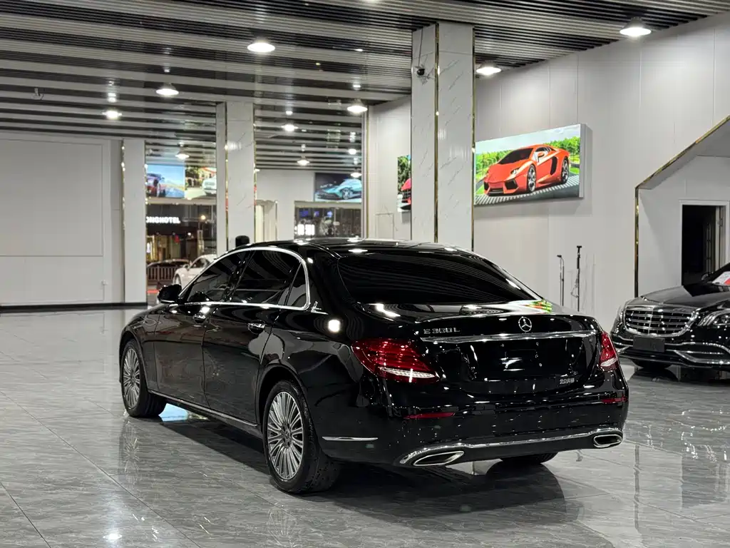 Mercedes-Benz Mercedes-Benz E-Class 2020 E 300 L Fashion Edition 2020 - thumbnail 17