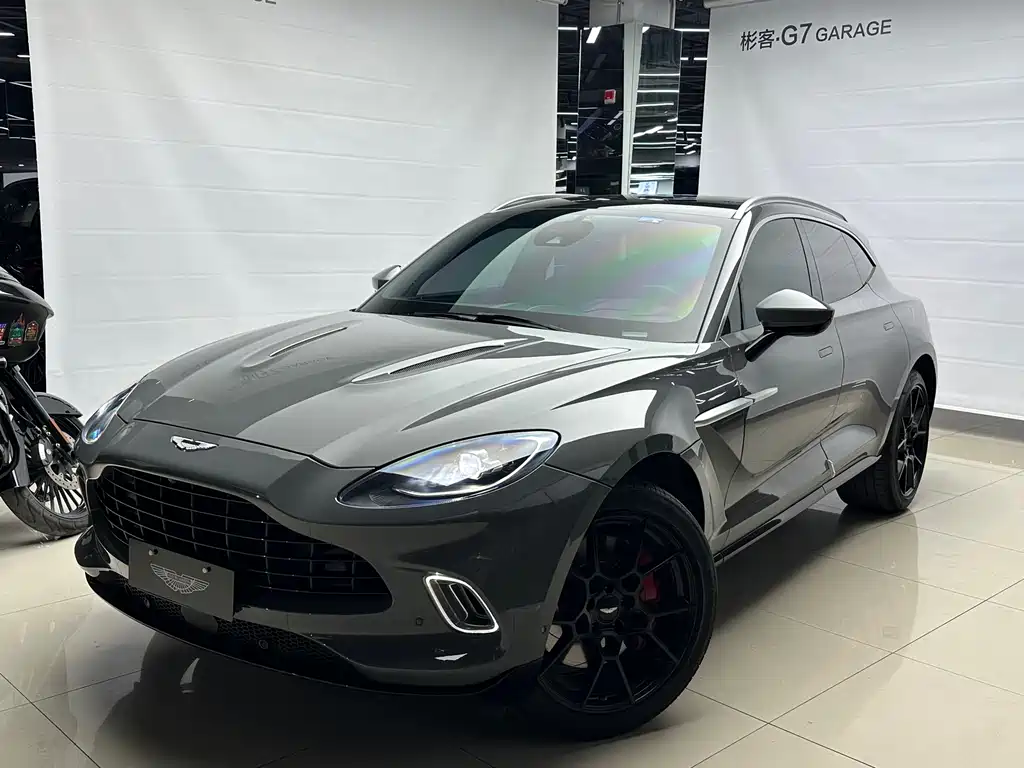 Aston Martin Aston Martin DBX 2022 3.0T Straight-Six 2022
