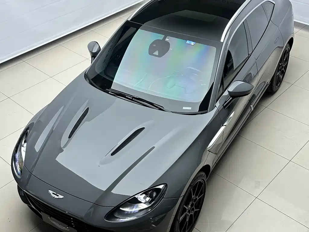 Aston Martin Aston Martin DBX 2022 3.0T Straight-Six 2022 - thumbnail 5