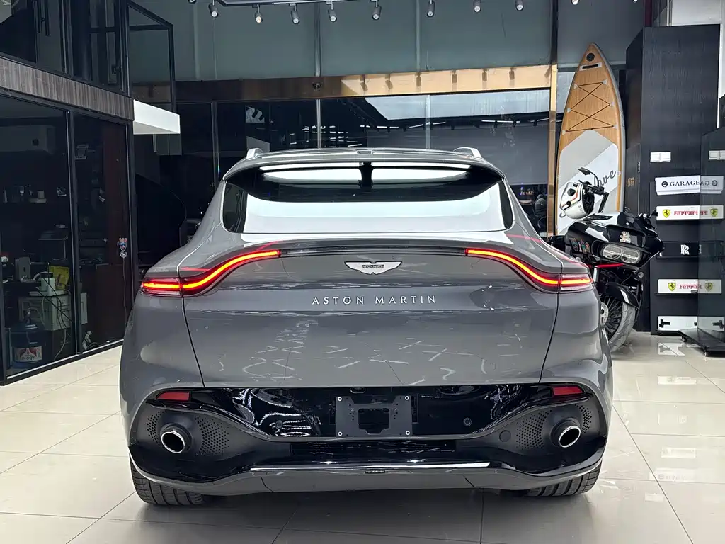Aston Martin Aston Martin DBX 2022 3.0T Straight-Six 2022 - thumbnail 6